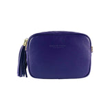 RB1007Y | Women's shoulder bag in genuine leather Made in Italy. Removable shoulder strap. Attachments with shiny gold metal snap hooks - Purple color - Dimensions: 20 x 15 x 7 cm-1